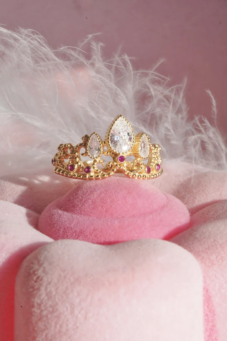 Anillo Corona Princesa Rapunzel | Acero inoxidable + Baño en Oro ✨