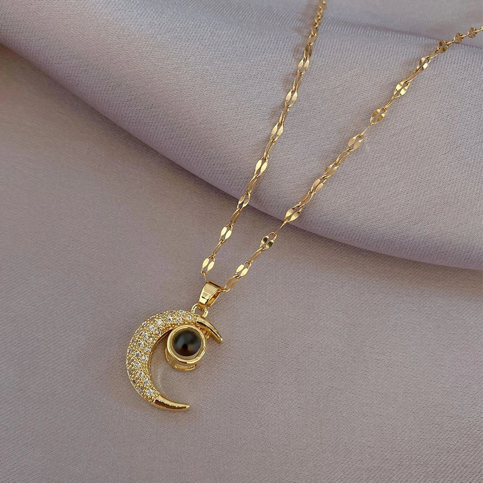 Collar Luna Te Amo En 100 Idiomas | Acero inoxidable + Baño en Oro ✨